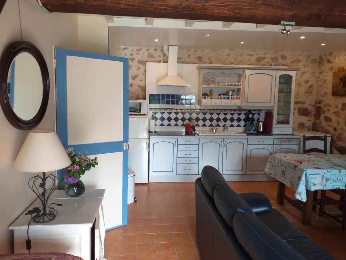 Gite Moulin De Ludieras Busserolles Zewnętrze zdjęcie