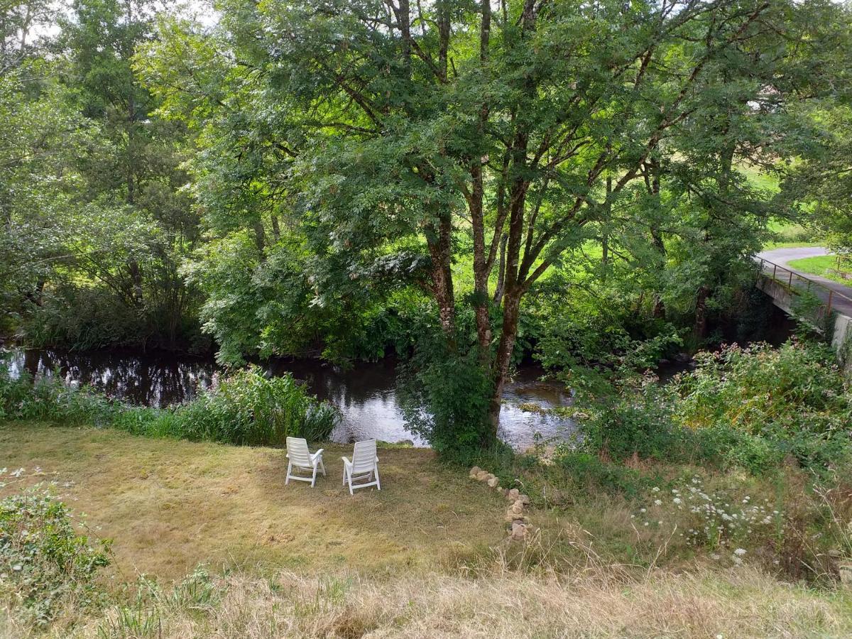 Gite Moulin De Ludieras Busserolles Zewnętrze zdjęcie